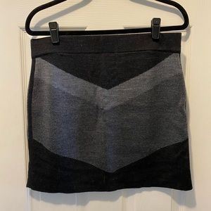 Smart wool skirt
